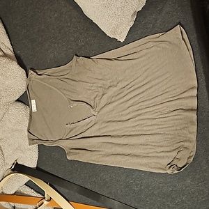 Maurices L 24/7 button up top